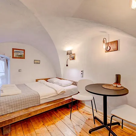 Black Smith Corner 아파트 리가